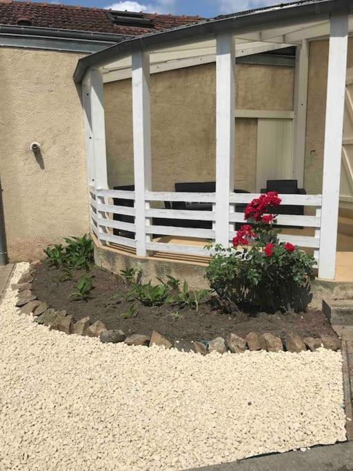 Maison 3 Chambres - Chez Florence Yzeure Exterior photo